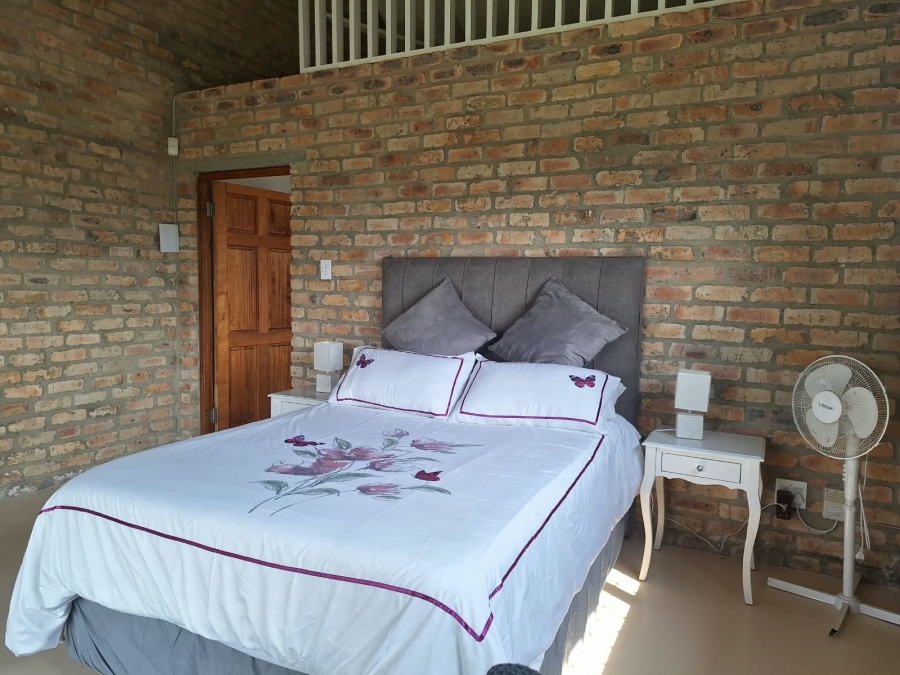 To Let 2 Bedroom Property for Rent in Pringle Bay Western Cape